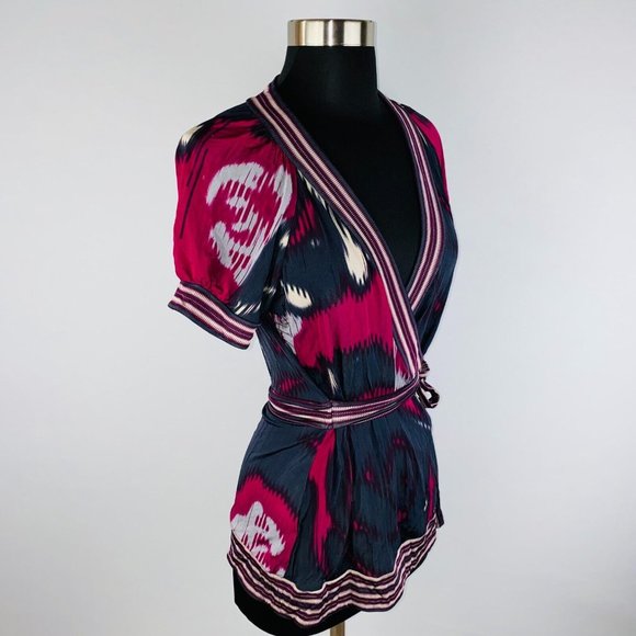 BCBG Maxazria Women's Small  S Pink Black Taupe Gray Abstract Faux Wrap Top - Picture 5 of 8